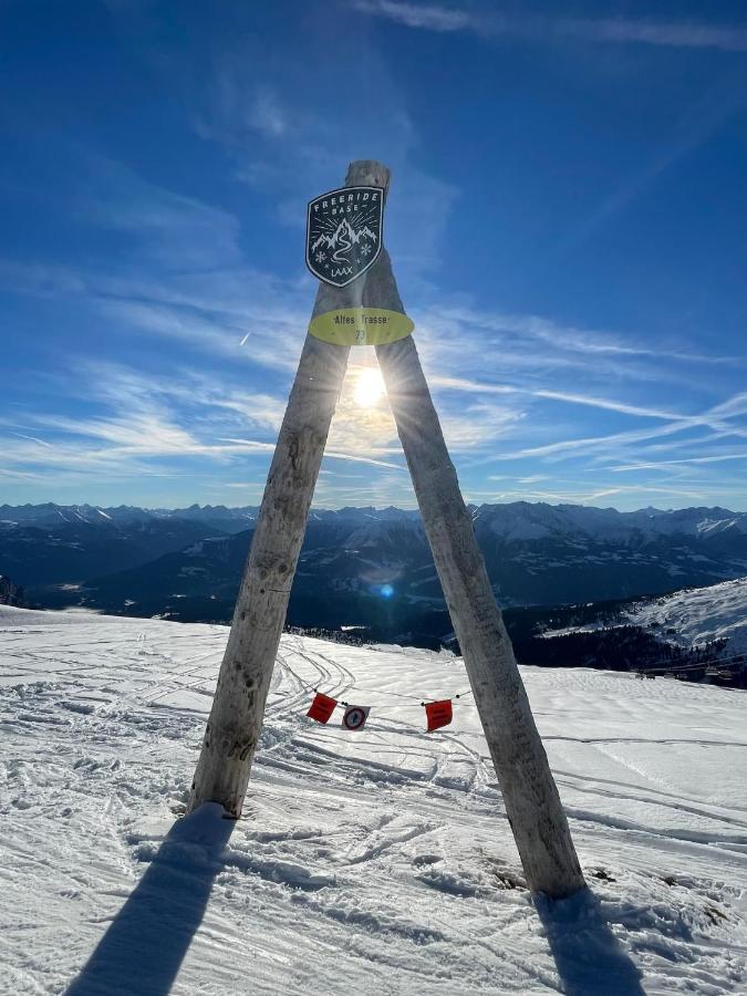 Ferienwohnung 3,5 Zimmer Direkt An Ski- Und Bikepiste Flims Exterior photo