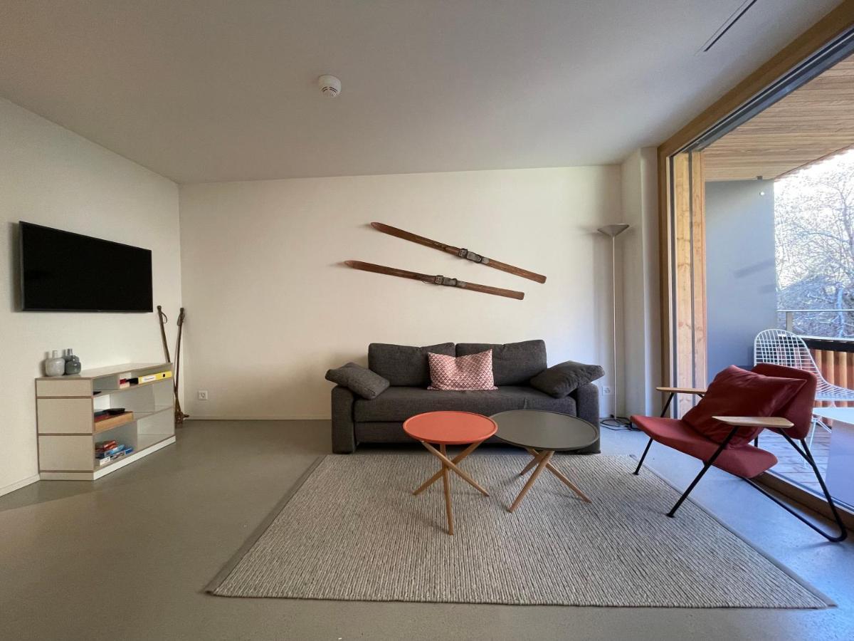 Ferienwohnung 3,5 Zimmer Direkt An Ski- Und Bikepiste Flims Exterior photo